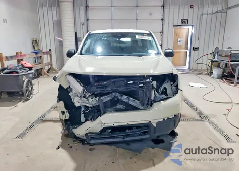 2024 Ford Maverick Xlt z USA, uszkodzony, nr VIN 3FTTW8J91RRB20118